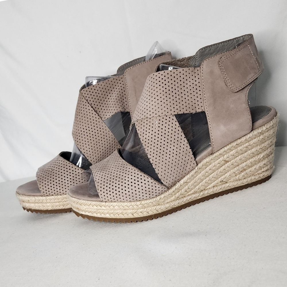 Eileen Fisher Taupe Perforated Suede Espadrille Wedge Sandals Womens 7.5 - Picture 3 of 10